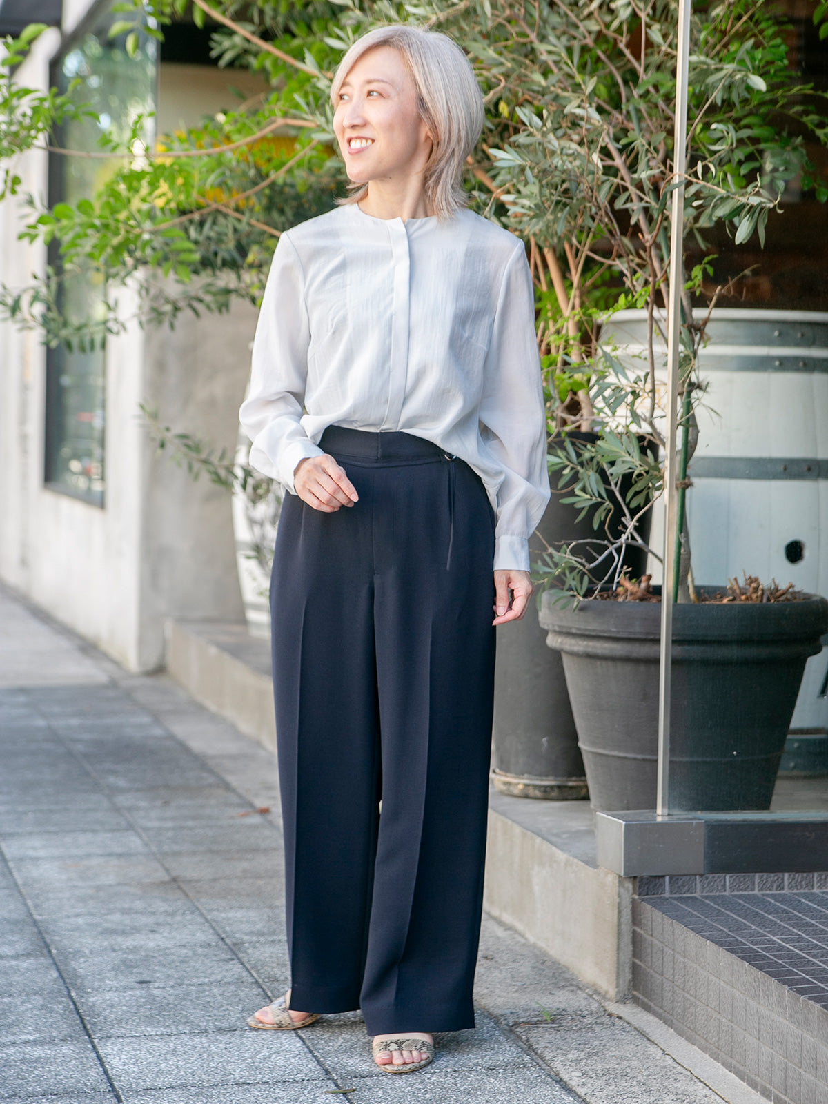 小柄向けブランド　cobitto コビット ワイドチノストレート　小さいサイズ 小柄向けブランド cobitto コビット ワイドチノストレート