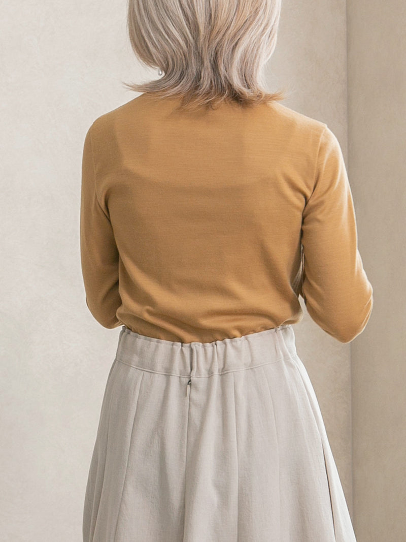 ウールスムースハイネックトップス