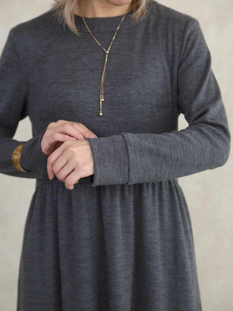【11月新作】ウールスムースギャザーワンピース/グレー
