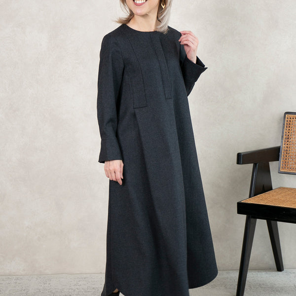 モラビト　ネイビー　ワンピース　ペチコートあり　　L 40 MOLABITO モラビト ネイビー ワンピース ペチコートあり L 40 MOLABITO